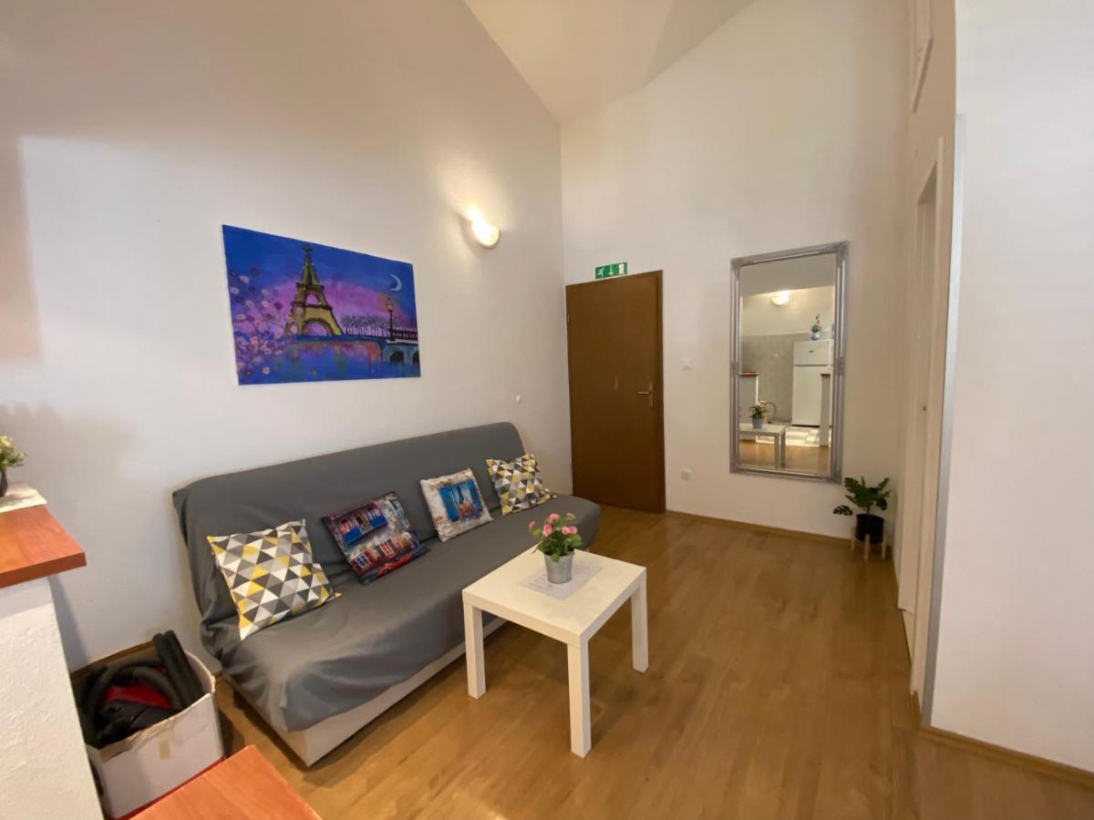 Apartmani Mare 巴什卡沃达 外观 照片
