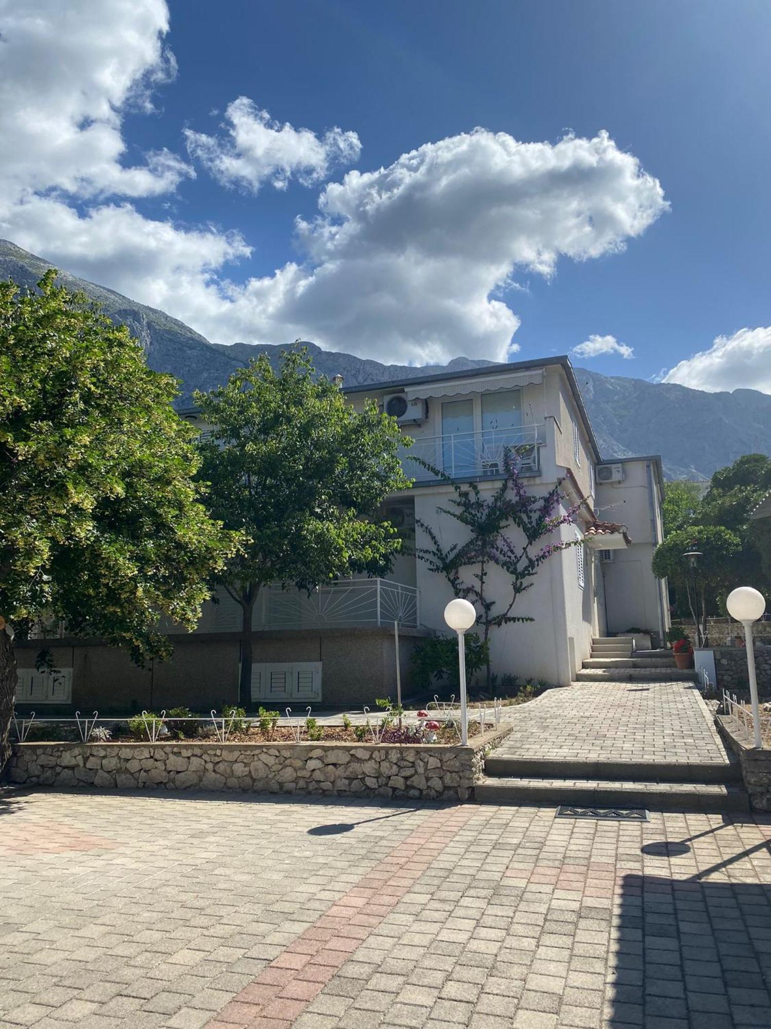 Apartmani Mare 巴什卡沃达 外观 照片